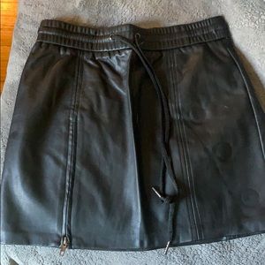 Kendal & Kylie faux leather mini skirt